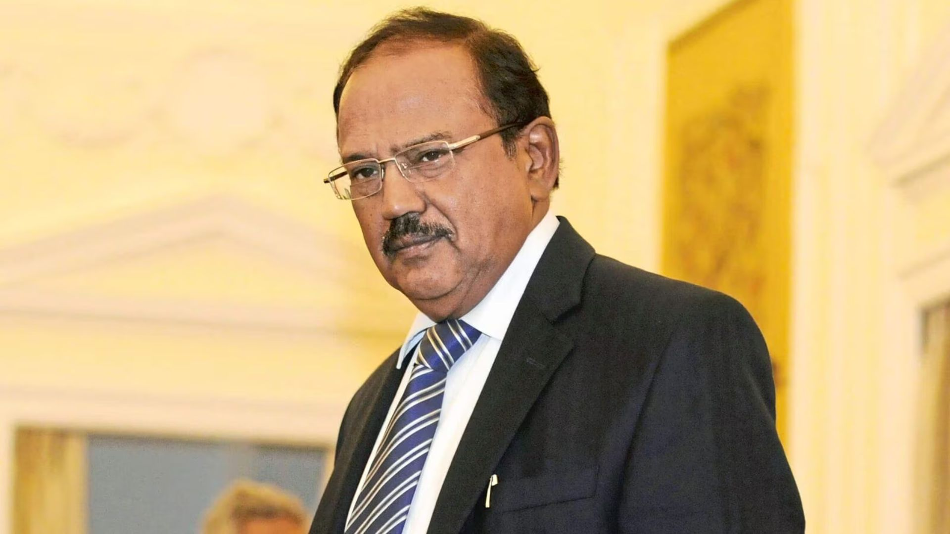 doval